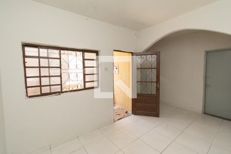 Sala de casa para alugar com 2 quartos, 180m² em Riacho das Pedras, Contagem