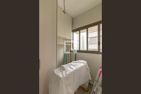 Apartamento à venda com 162m², 2 quartos e 2 vagas Apartamento à venda com 162m², 2 quartos e 2 vagasÁrea de Serviço