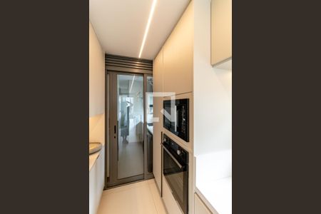 Apartamento à venda com 162m², 2 quartos e 2 vagas Apartamento à venda com 162m², 2 quartos e 2 vagasCozinha