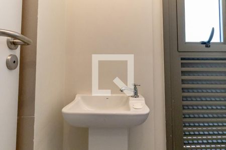 Apartamento à venda com 162m², 2 quartos e 2 vagas Apartamento à venda com 162m², 2 quartos e 2 vagasÁrea de Serviço