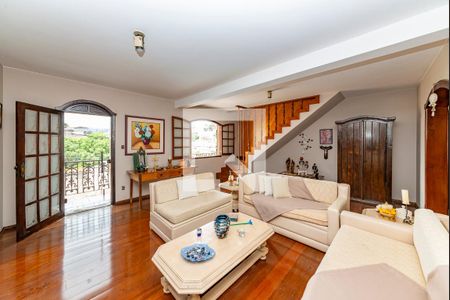 Sala 1 de casa à venda com 4 quartos, 367m² em Alto Caiçaras, Belo Horizonte