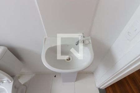 Banheiro de apartamento para alugar com 2 quartos, 41m² em Jardim Helian, São Paulo