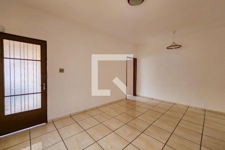 Sala  de casa para alugar com 4 quartos, 260m² em Centro, Jacareí