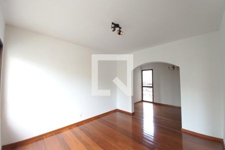 Sala de TV de apartamento para alugar com 5 quartos, 280m² em Cambuí, Campinas