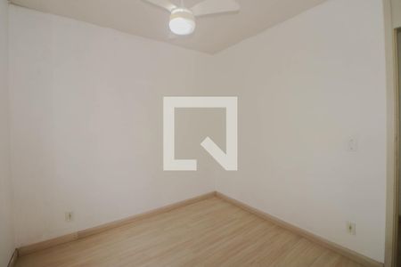 Quarto 2 de apartamento para alugar com 2 quartos, 44m² em Morro Santana, Porto Alegre