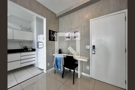 Sala de kitnet/studio para alugar com 0 quarto, 50m² em Campo Belo, São Paulo