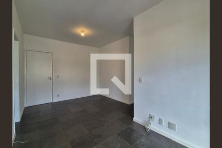 Sala de apartamento para alugar com 3 quartos, 60m² em Recreio dos Bandeirantes, Rio de Janeiro