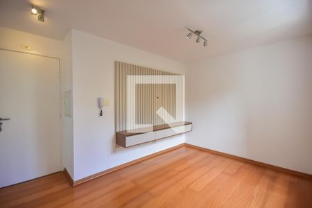 Sala de Tv de apartamento à venda com 2 quartos, 74m² em Jardim Ampliacao, São Paulo