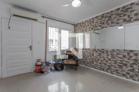 Sala de apartamento para alugar com 1 quarto, 63m² em Humaitá, Porto Alegre