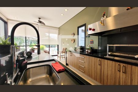 Casa de condomínio à venda com 300m², 4 quartos e 4 vagas Casa de condomínio à venda com 300m², 4 quartos e 4 vagasÁrea gourmet