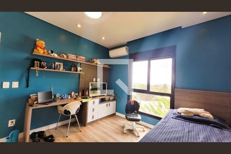 Casa de condomínio à venda com 300m², 4 quartos e 4 vagas Casa de condomínio à venda com 300m², 4 quartos e 4 vagasQuarto