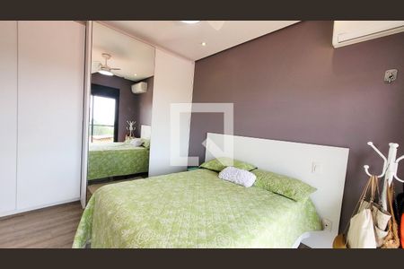 Casa de condomínio à venda com 300m², 4 quartos e 4 vagas Casa de condomínio à venda com 300m², 4 quartos e 4 vagasQuarto 3