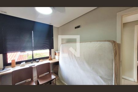 Casa de condomínio à venda com 300m², 4 quartos e 4 vagas Casa de condomínio à venda com 300m², 4 quartos e 4 vagasQuarto 4