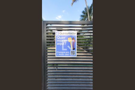 Casa de condomínio à venda com 300m², 4 quartos e 4 vagas Casa de condomínio à venda com 300m², 4 quartos e 4 vagasPlaquinha