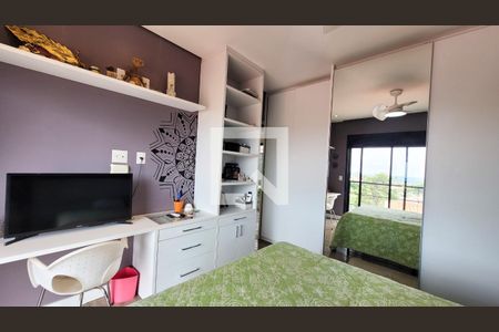 Casa de condomínio à venda com 300m², 4 quartos e 4 vagas Casa de condomínio à venda com 300m², 4 quartos e 4 vagasQuarto 3