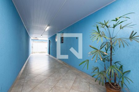 Casa à venda com 230m², 4 quartos e 4 vagas Casa à venda com 230m², 4 quartos e 4 vagasGaragem