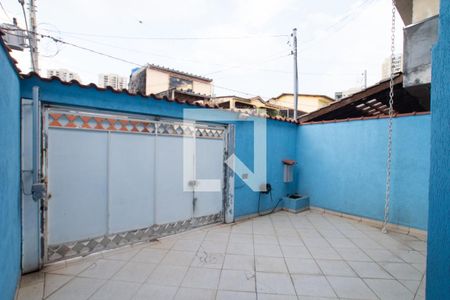 Casa à venda com 230m², 4 quartos e 4 vagas Casa à venda com 230m², 4 quartos e 4 vagasÁrea externa