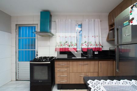 Casa à venda com 230m², 4 quartos e 4 vagas Casa à venda com 230m², 4 quartos e 4 vagasCozinha