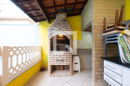 Casa à venda com 230m², 4 quartos e 4 vagas Casa à venda com 230m², 4 quartos e 4 vagasChurrasqueira