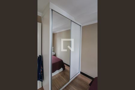 Quarto 1 de apartamento para alugar com 2 quartos, 50m² em Santa Amélia, Belo Horizonte