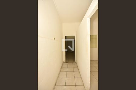 Corredor de casa para alugar com 1 quarto, 130m² em Vila Progredior, São Paulo