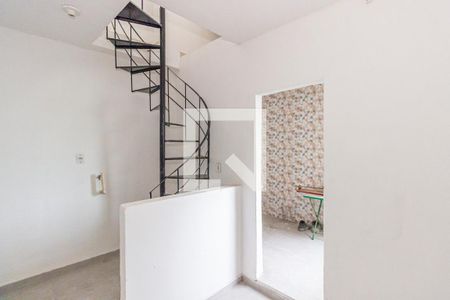 Sala de apartamento para alugar com 2 quartos, 60m² em Marechal Hermes, Rio de Janeiro