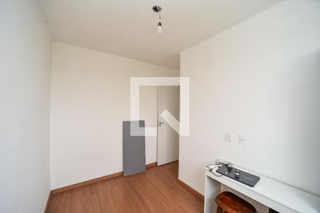 Quarto 2 de apartamento para alugar com 2 quartos, 40m² em Rubem Berta, Porto Alegre