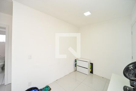 Sala de apartamento para alugar com 2 quartos, 40m² em Rubem Berta, Porto Alegre