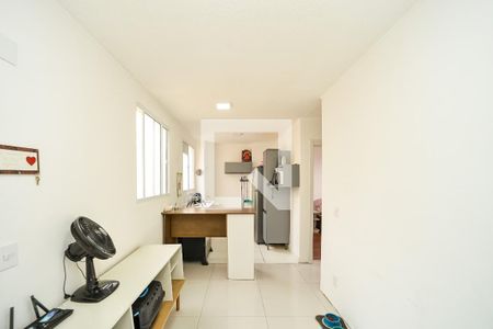 Sala de apartamento para alugar com 2 quartos, 40m² em Rubem Berta, Porto Alegre