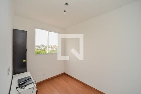 Quarto 2 de apartamento para alugar com 2 quartos, 40m² em Rubem Berta, Porto Alegre