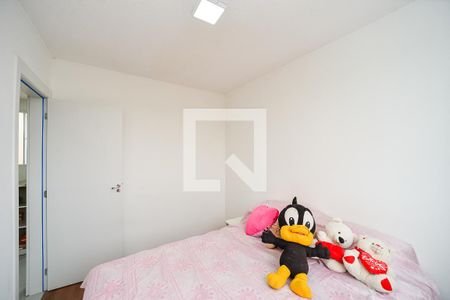 Quarto 1 de apartamento para alugar com 2 quartos, 40m² em Rubem Berta, Porto Alegre