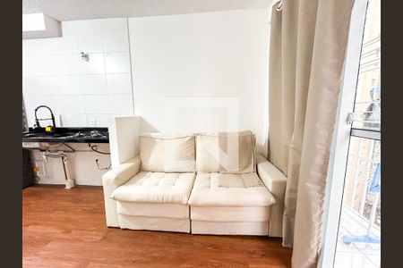 Sala de apartamento para alugar com 2 quartos, 34m² em Socorro, São Paulo