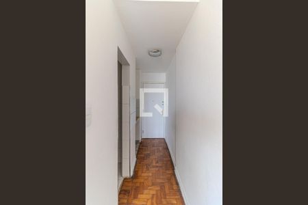 Corredor de Entrada de kitnet/studio para alugar com 1 quarto, 30m² em República, São Paulo