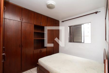 Quarto 2 de apartamento para alugar com 2 quartos, 52m² em Jardim Iporanga, Guarulhos