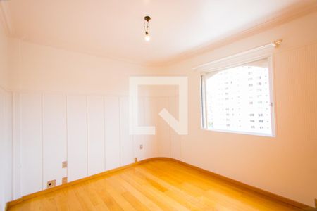 Quarto 1 - Suíte de apartamento à venda com 4 quartos, 136m² em Centro, Santo André