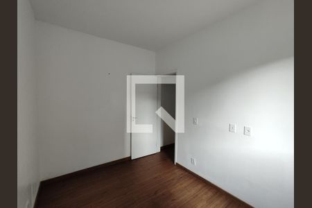 Quarto 1 de apartamento para alugar com 2 quartos, 50m² em Jardim Rodrigues Alves, Ferraz de Vasconcelos