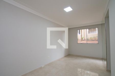 Sala de apartamento à venda com 2 quartos, 44m² em Jardim Adriana, Guarulhos