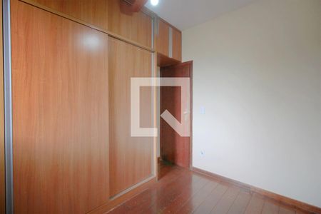 Quarto 2 de apartamento para alugar com 3 quartos, 83m² em Horto Florestal, Belo Horizonte