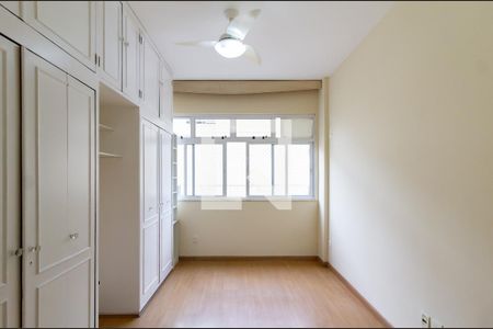 Suíte  de apartamento para alugar com 2 quartos, 70m² em Botafogo, Rio de Janeiro