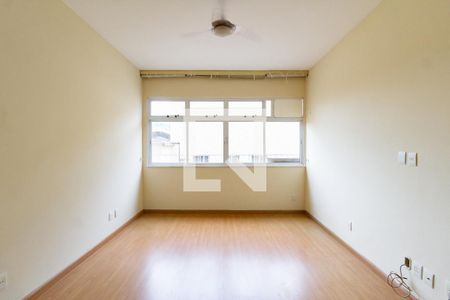 Sala de apartamento para alugar com 2 quartos, 70m² em Botafogo, Rio de Janeiro