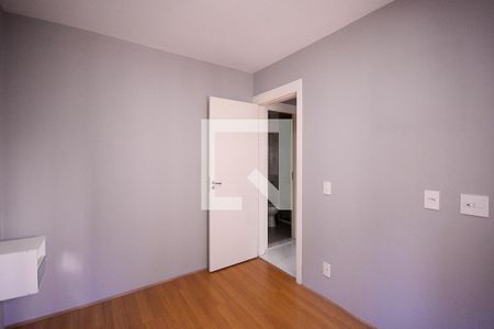 Quarto 2 de apartamento para alugar com 2 quartos, 41m² em Jardim São Savério, São Paulo