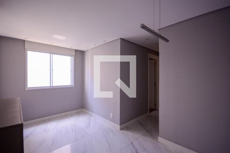 Sala  de apartamento para alugar com 2 quartos, 41m² em Jardim São Savério, São Paulo