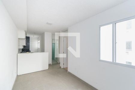 Sala de apartamento para alugar com 2 quartos, 42m² em Manguinhos, Rio de Janeiro