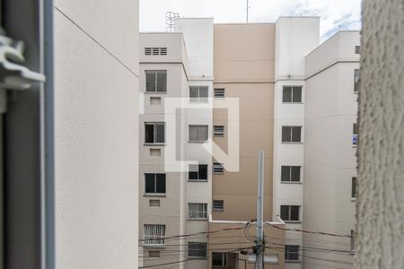 Vista da Sala de apartamento para alugar com 2 quartos, 42m² em Manguinhos, Rio de Janeiro