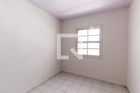 Quarto 2 de casa para alugar com 3 quartos, 60m² em Vila Invernada, São Paulo