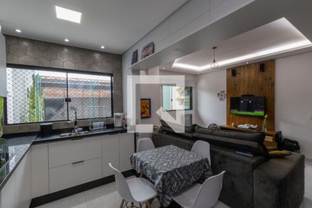 Sala e Cozinha de casa à venda com 2 quartos, 85m² em Vila Ré, São Paulo