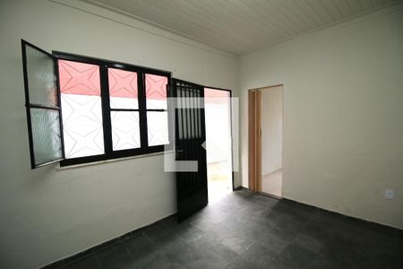 Sala de casa para alugar com 1 quarto, 33m² em Jardim América, Rio de Janeiro