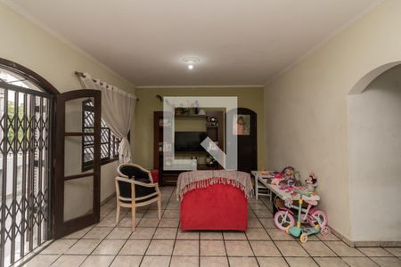 Sala de casa à venda com 4 quartos, 250m² em Cidade Patriarca, São Paulo