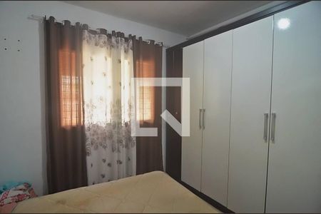 Casa 1 - Quarto 1 de casa à venda com 3 quartos, 398m² em Niterói, Canoas