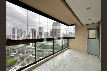 Varanda  de apartamento à venda com 3 quartos, 143m² em Brooklin, São Paulo